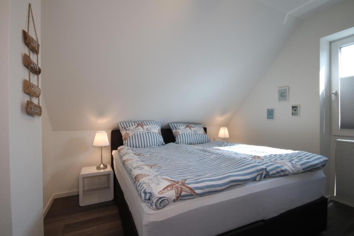 Am Kutterhafen 21 - Haus Joost Villa Fedderwardersiel Luaran gambar